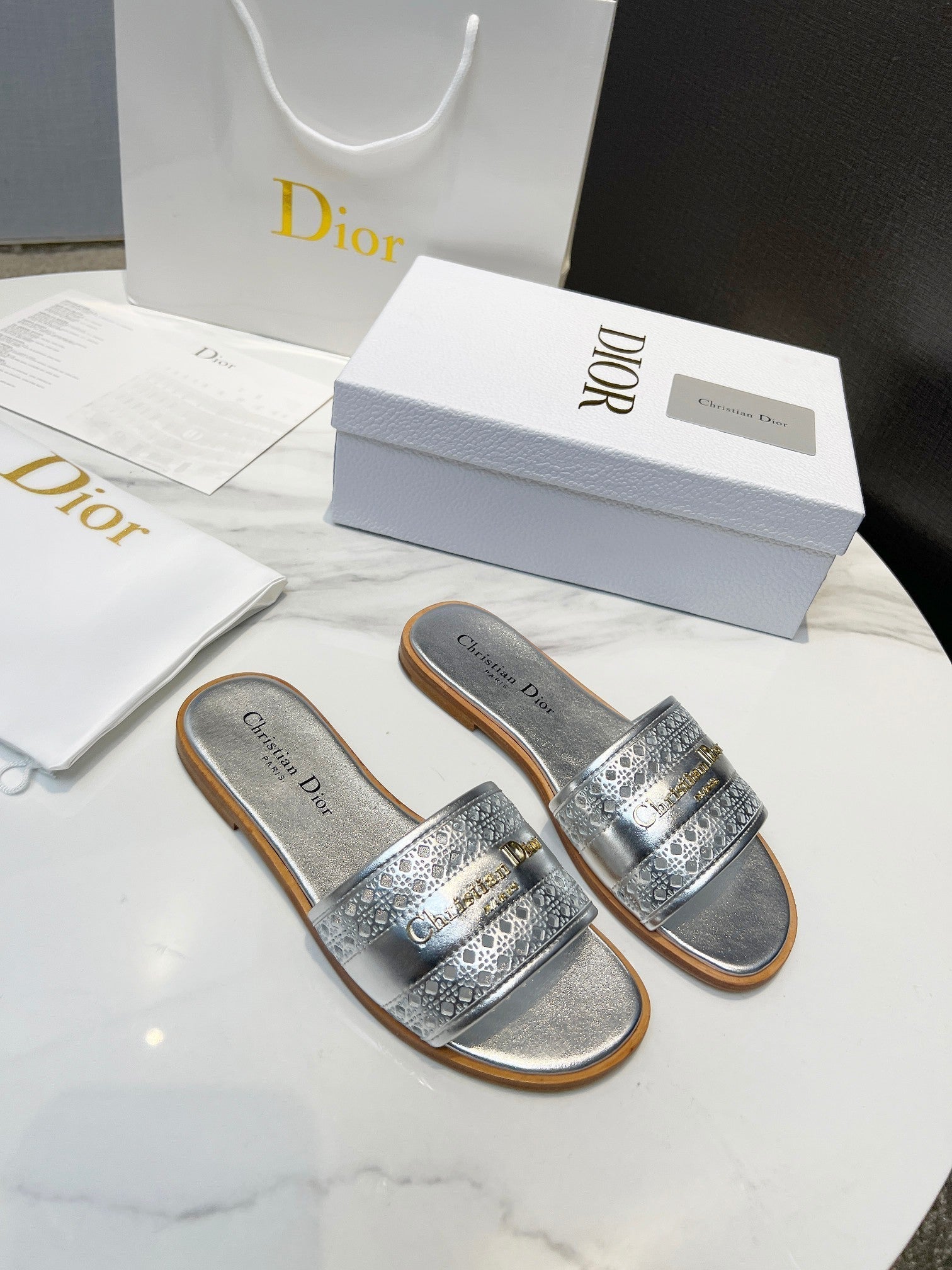 CD 25 D-Lane Slide Calfskin