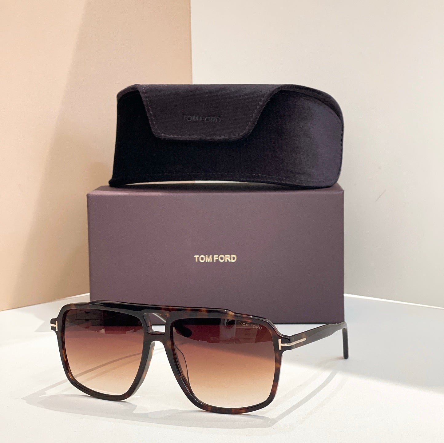 Tom Ford Sunglasses 677682